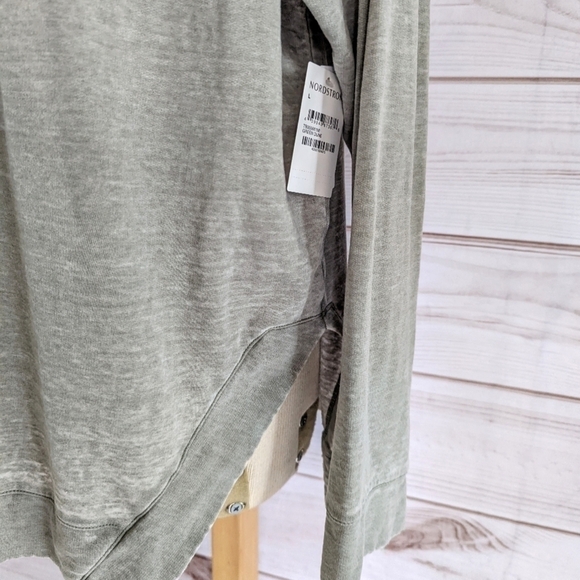 Treasure & Bond Boatneck Split Hem Tunic Top in Green Dune Size L NWT - Picture 3 of 10